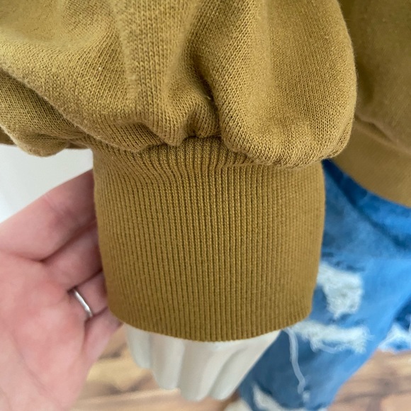 Who What Wear Green/Yellow Ruffle Sweatshirt Size Large - Picture 7 of 10